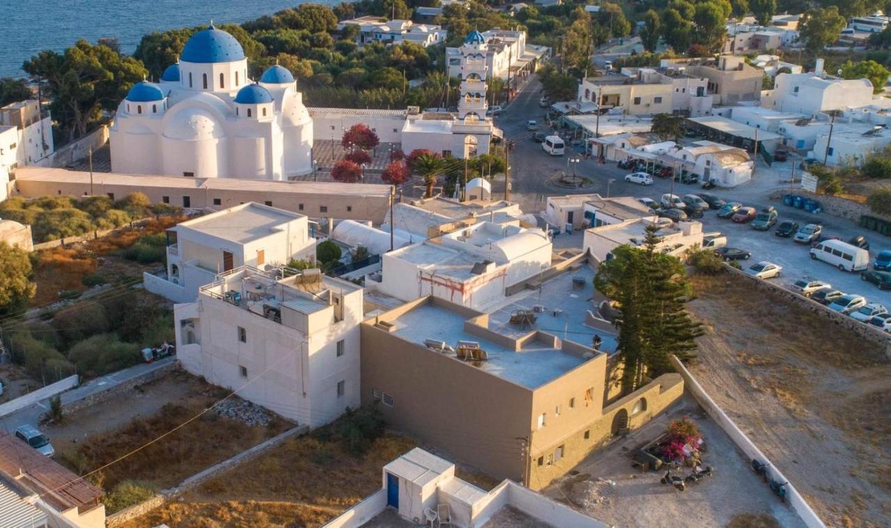 Sabbia Calda Apartments Perissa  Exterior photo